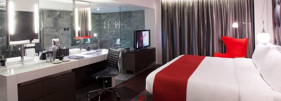 Mira Spa Suite Room 817 at The Mira Hong Kong hotel, Tsim Sha Tsui, China
