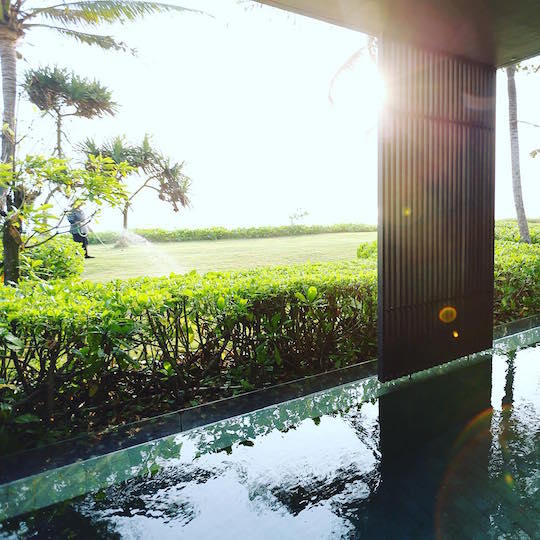 soori-bali-resort-indonesia-one-bedroom-beach-pool-villa-room-110-photo-10