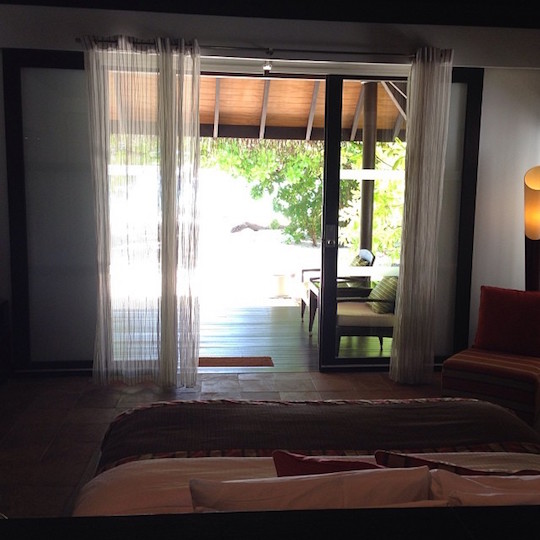 velassaru-maldives-resort-beach-villa-room-203-guest-photo-5