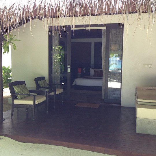 velassaru-maldives-resort-beach-villa-room-203-guest-photo-6
