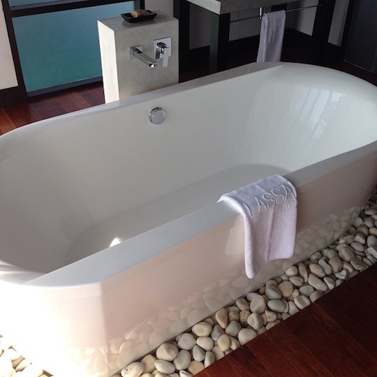 velassaru-maldives-resort-water-villa-room-402-guest-photo-1
