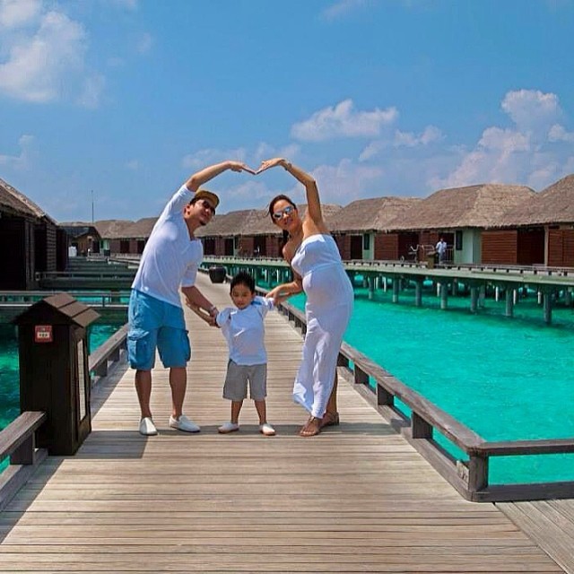 velassaru-maldives-resort-water-villa-room-405-guest-photo-7