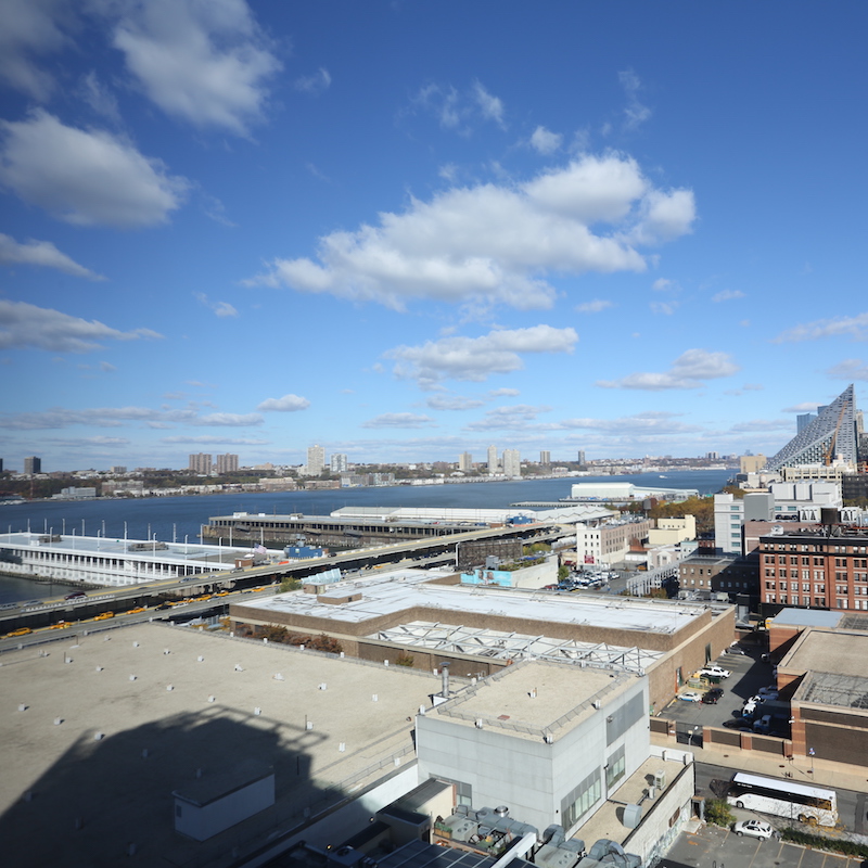 ink-48-new-york-king-premier-room-1409-guest-photo-2