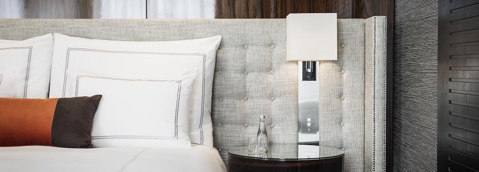 Signature Skyline Room 2424 - Swissotel Hotel, Sydney, Australia