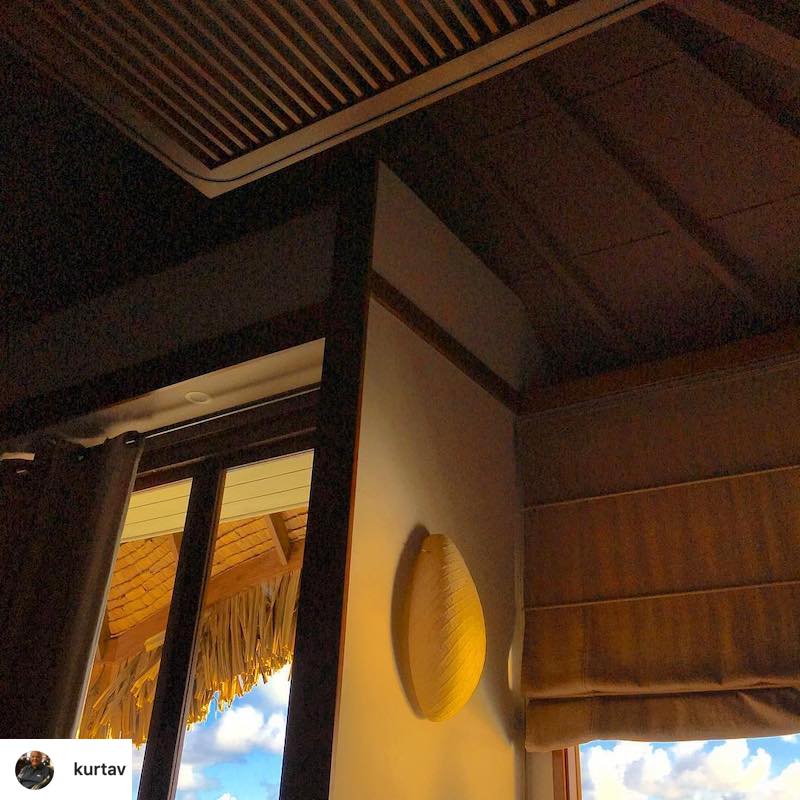 le-meridien-bora-bora-french-polynesia-overwater-bungalow-room-244-guest-photo-1